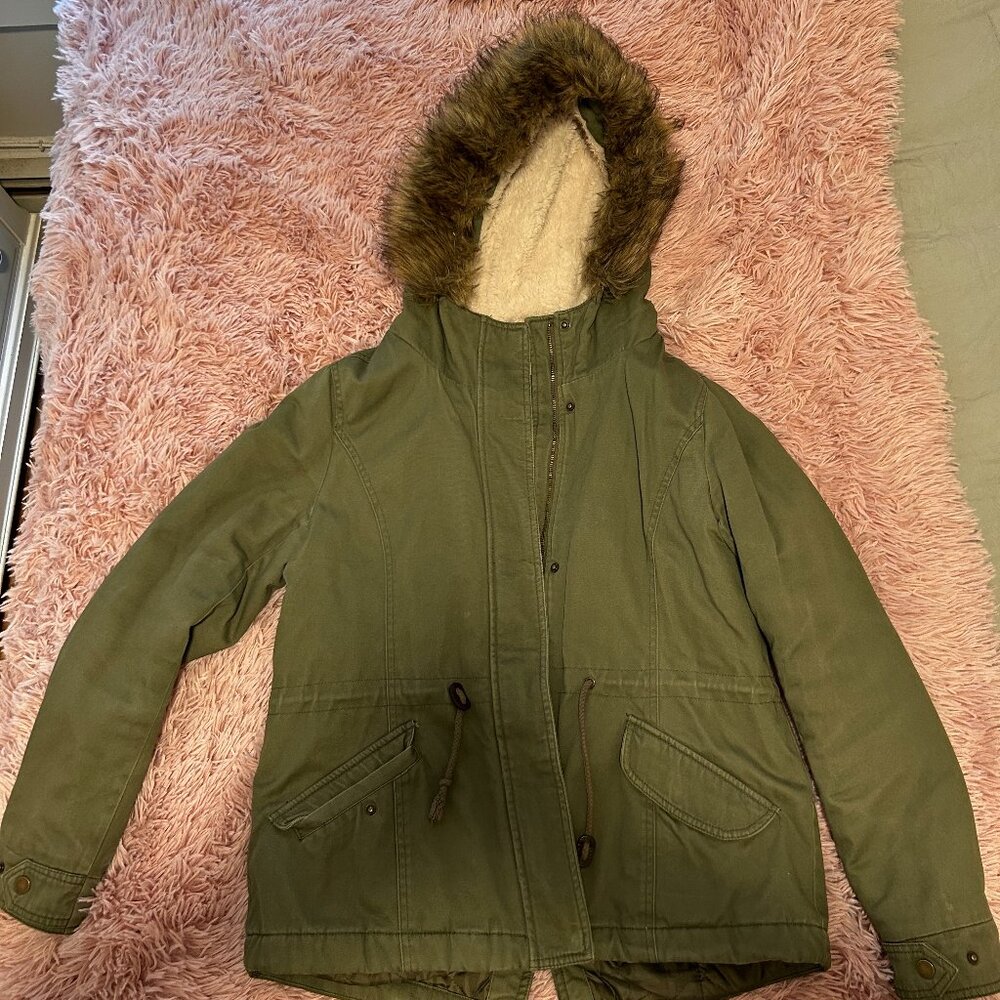 Sebby Olive Winter Coat with Fur Hood (Size Large)